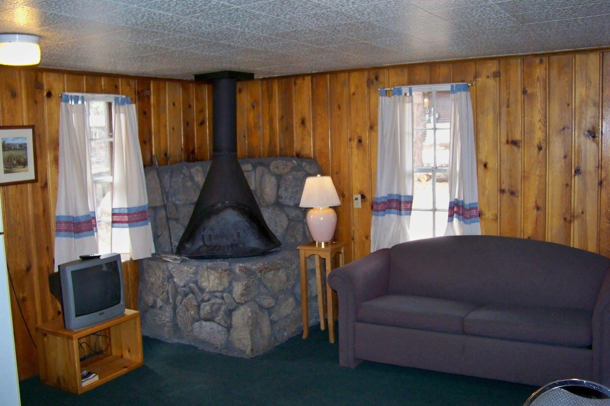 Lake Of The Woods Resort Lakeside Exteriör bild