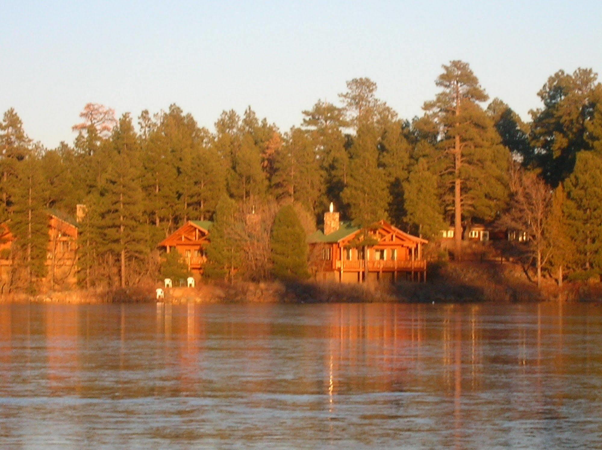 Lake Of The Woods Resort Lakeside Exteriör bild